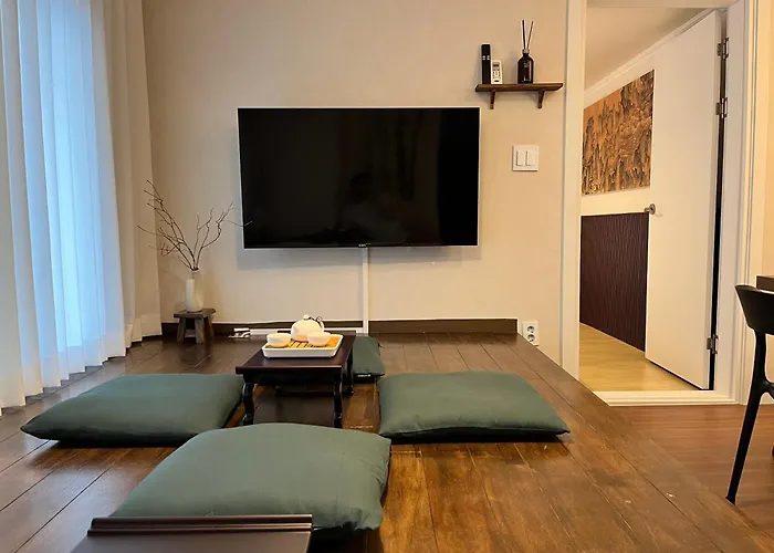 Complace Y Appartement